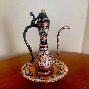 Beautiful Turkish ewer and basin, intrigue designs and engraving